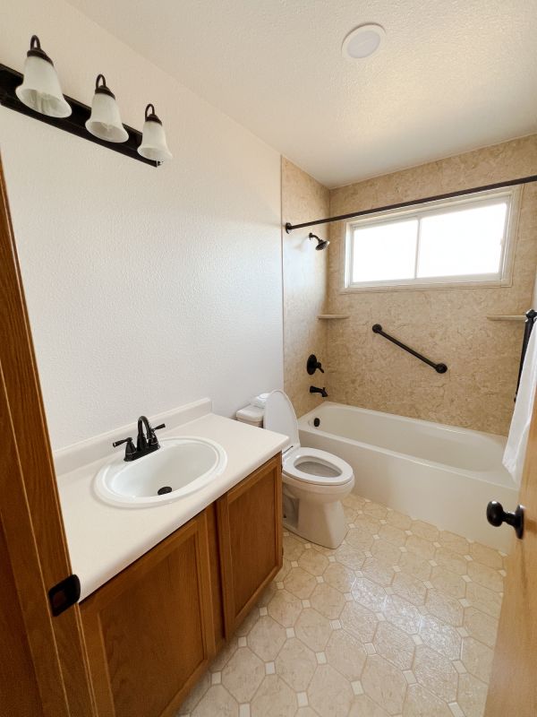 Top Bathroom Remodeling Companies in Wellington, CO